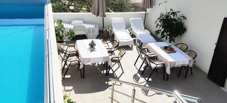 Villa Holiday Home *